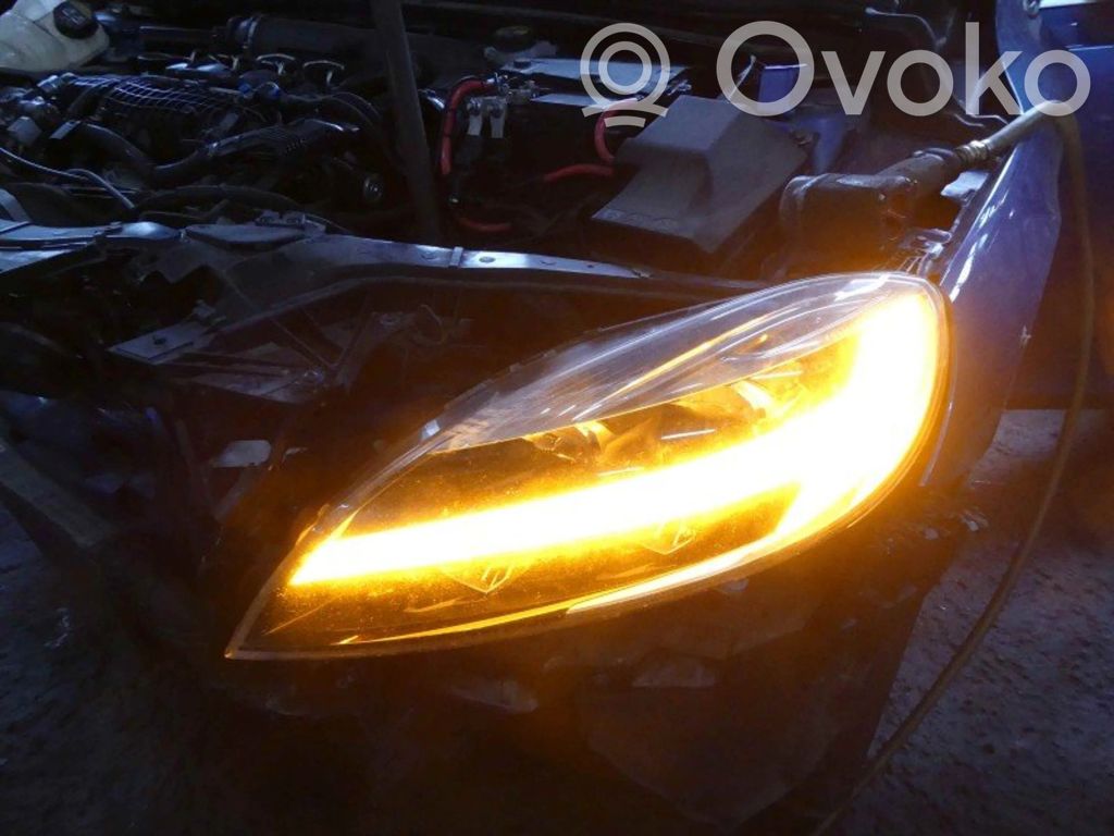 Volvo V40 Scheinwerfer 