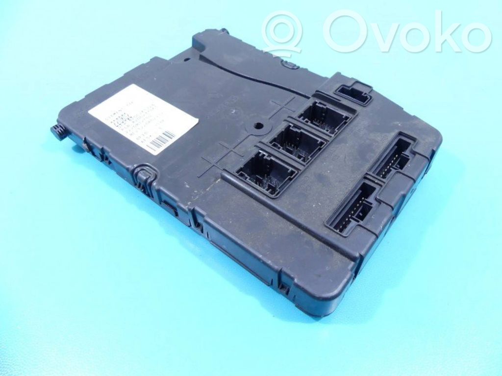 Renault Megane II Module de contrôle carrosserie centrale 
