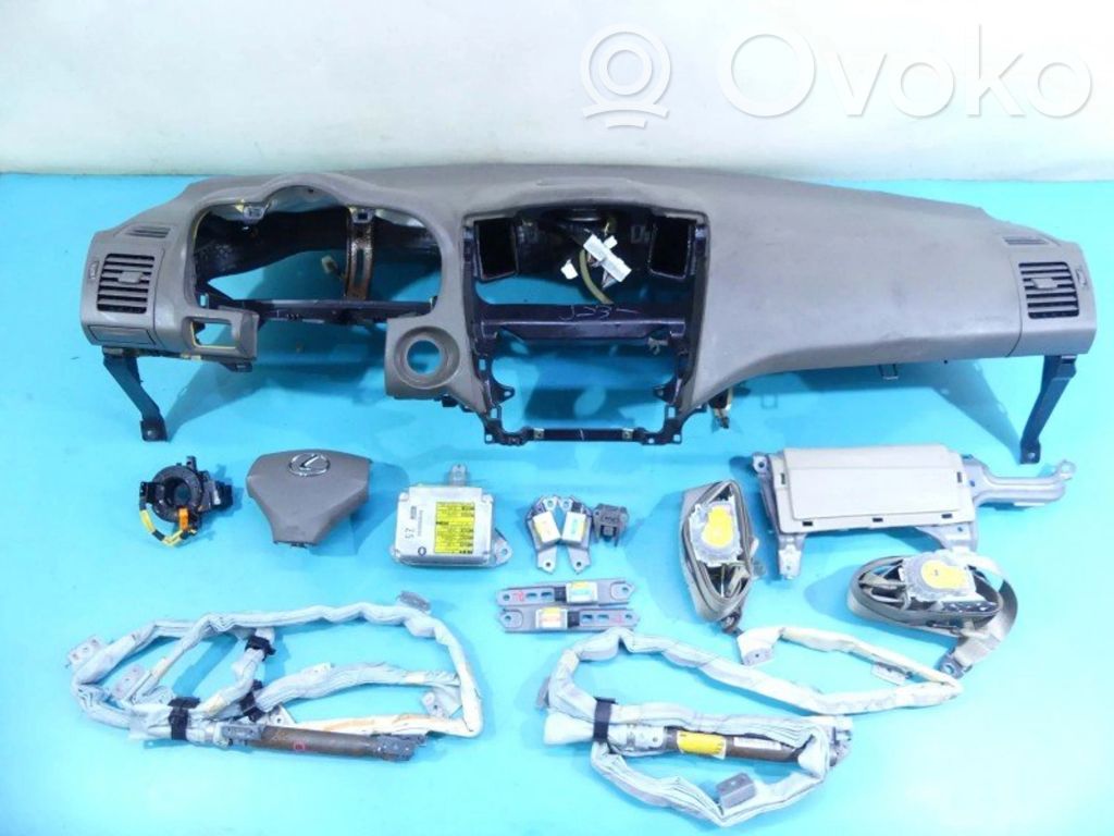 Lexus RX 330 - 350 - 400H Panelė 