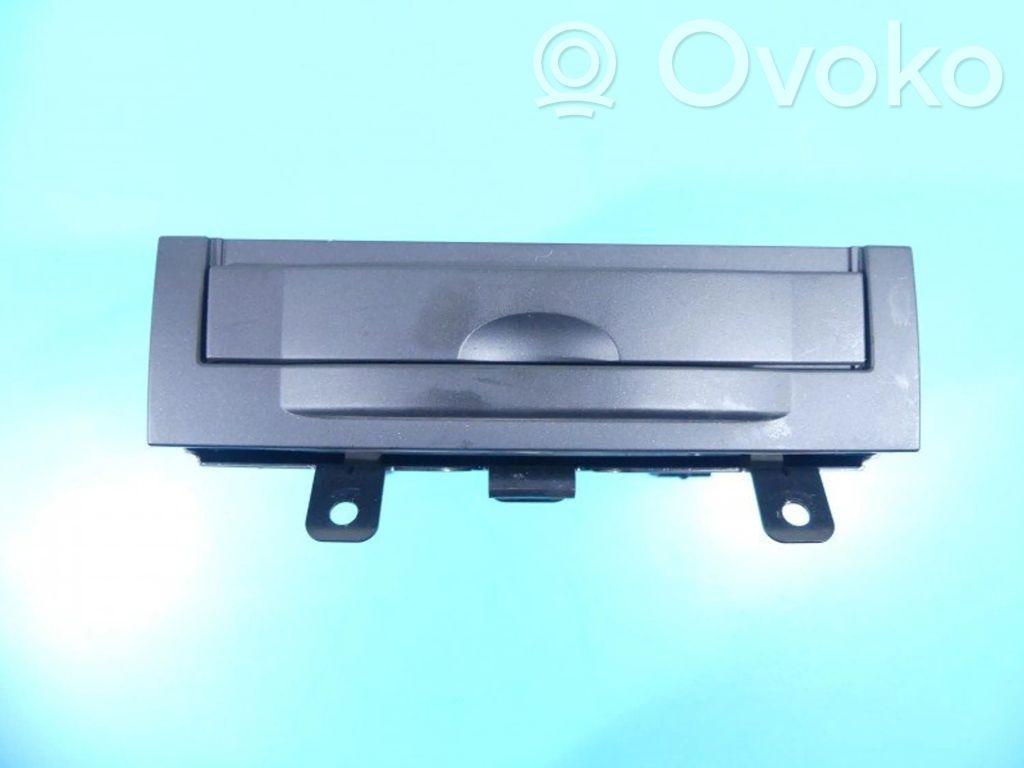 Volvo V50 CD/DVD mainītājs 