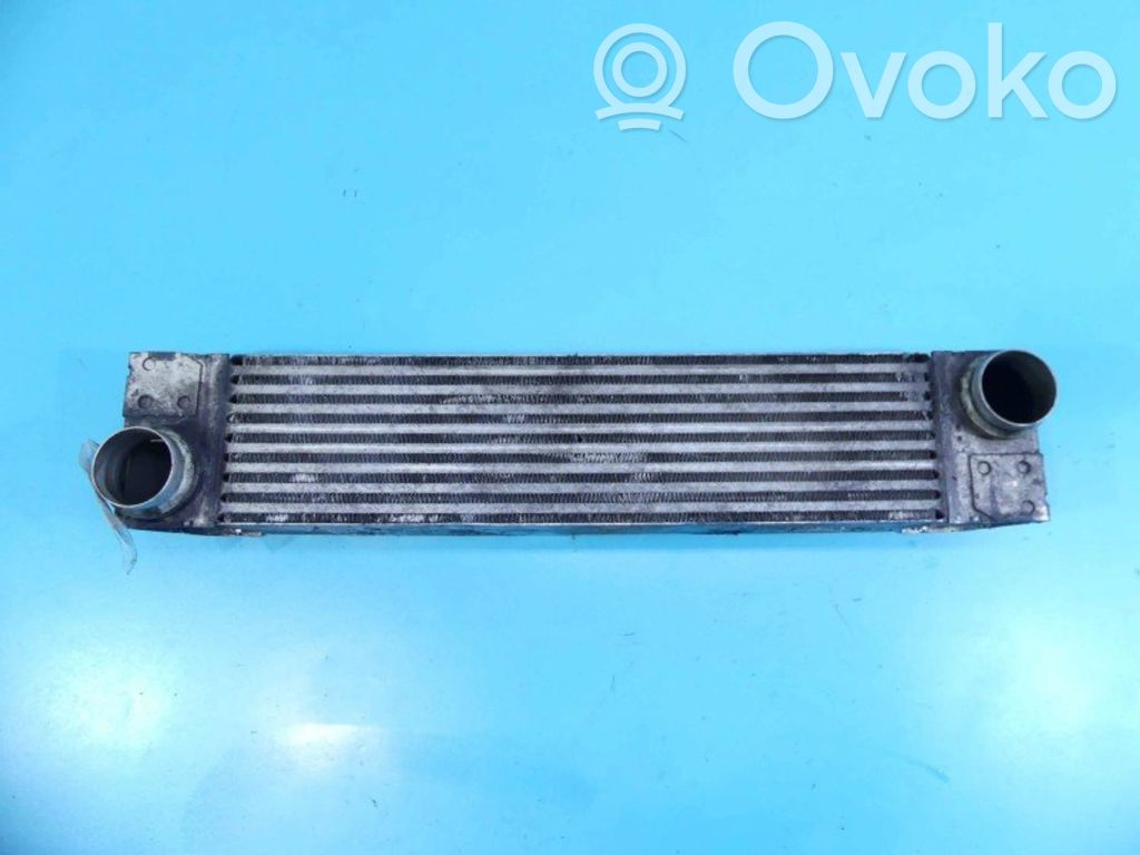 BMW 7 E65 E66 Interkūlerio radiatorius 
