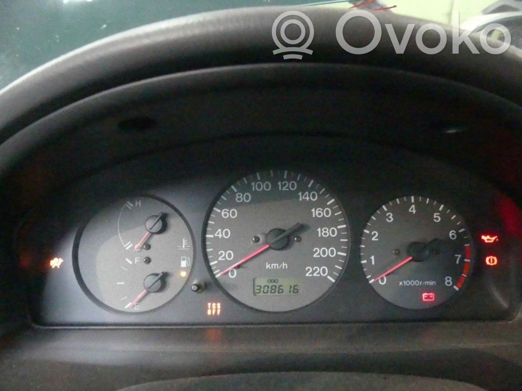 Mazda 323 F Speedometer (instrument cluster) 
