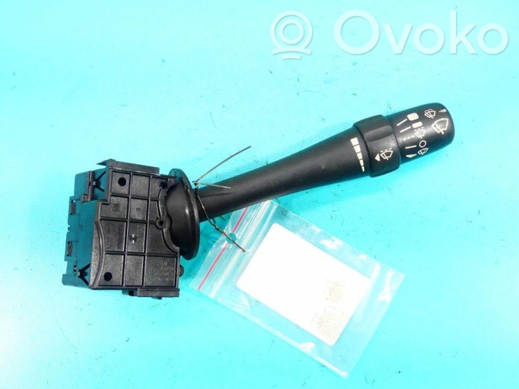 Cadillac SRX Wiper switch 