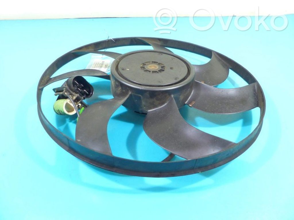 Opel Astra J Wentylator / Komplet 
