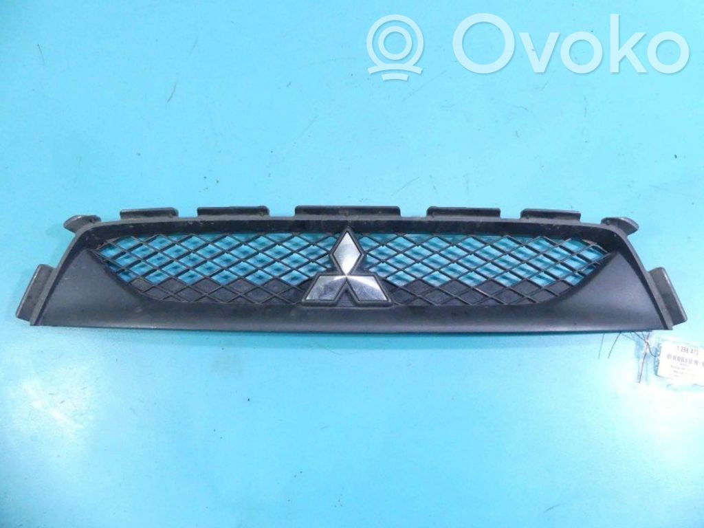 Mitsubishi ASX Augšējais režģis 