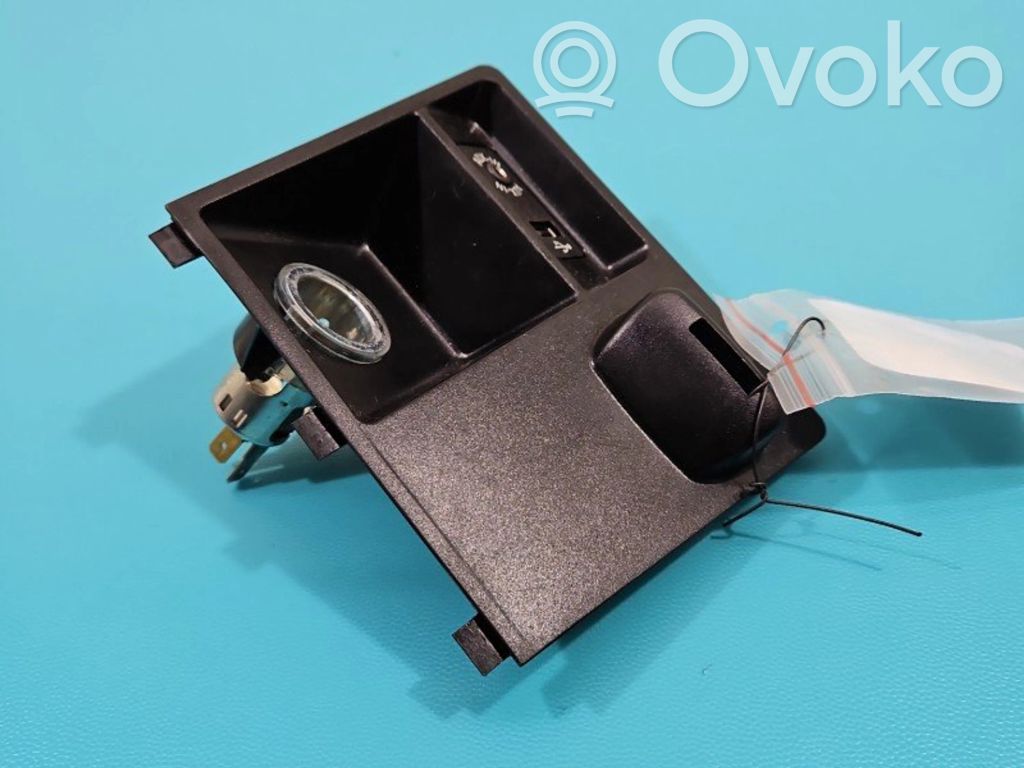 Enchufe conector USB   011898102,IMPRK1368027,51169115084,923765301
