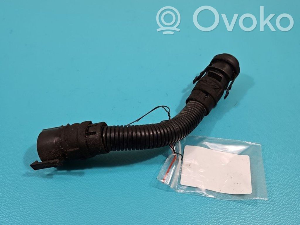 BMW 5 F10 F11 Furtun/conductă intercooler 