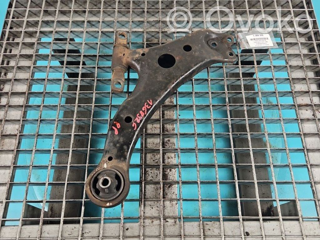 Toyota Camry Braccio di controllo sospensione anteriore