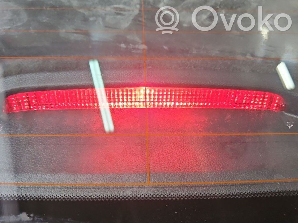 Hyundai Elantra VI Troisième feu stop 