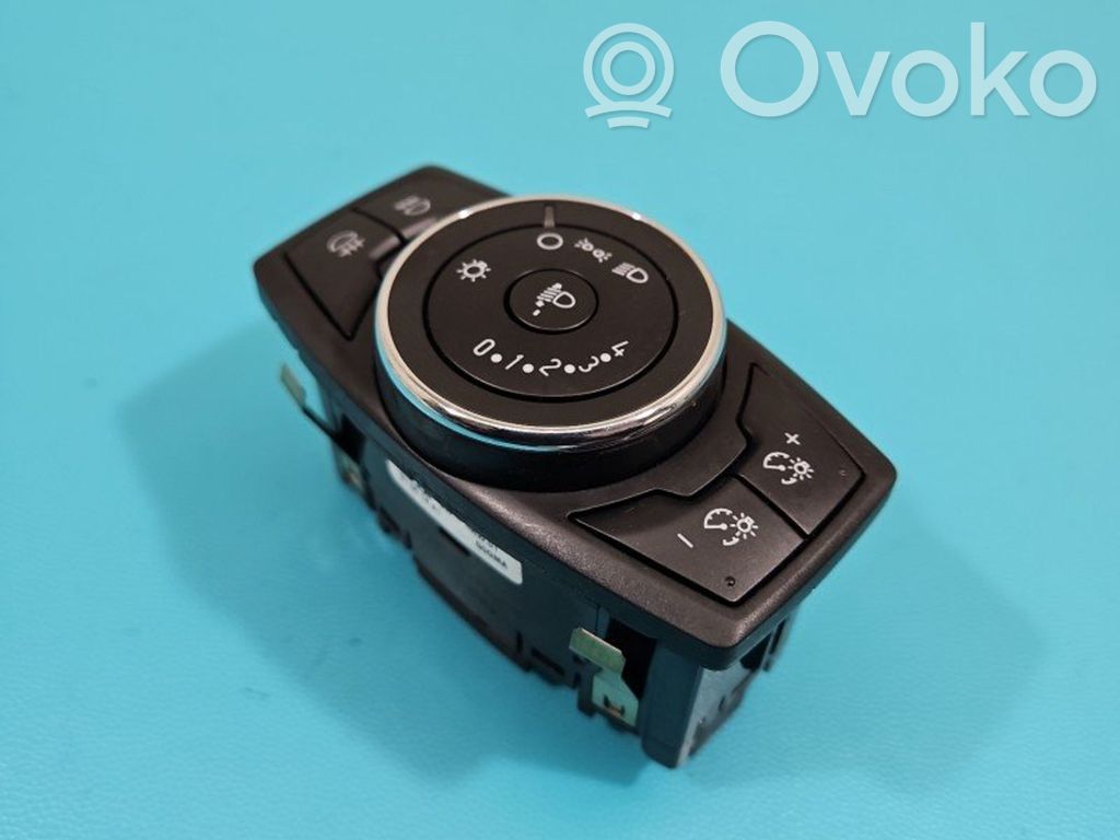 Ford Transit Courier Light switch 