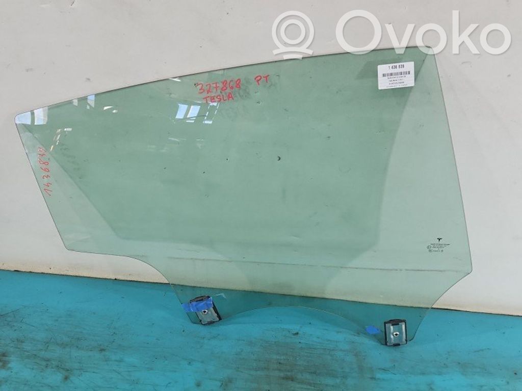Tesla Model 3 Geam ușă spate 