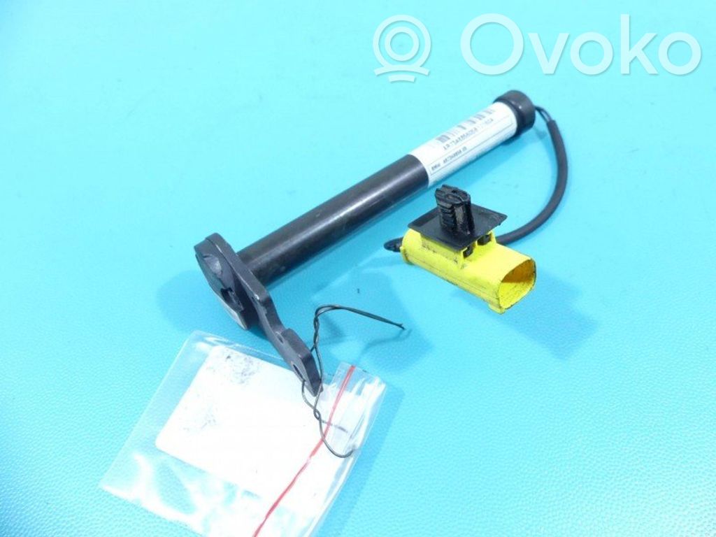BMW 2 F45 Amortizor capotă motor 