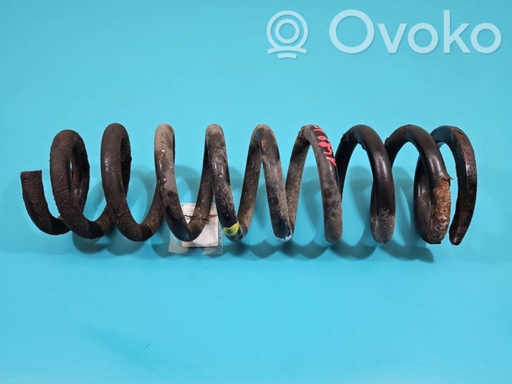 Toyota Land Cruiser (J200) Ressort hélicoïdal avant 