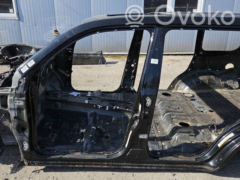 Toyota Land Cruiser (J200) Bucată laterală caroserie 