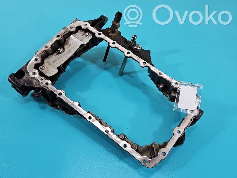 Peugeot 508 Soporte de montaje del filtro de aceite 