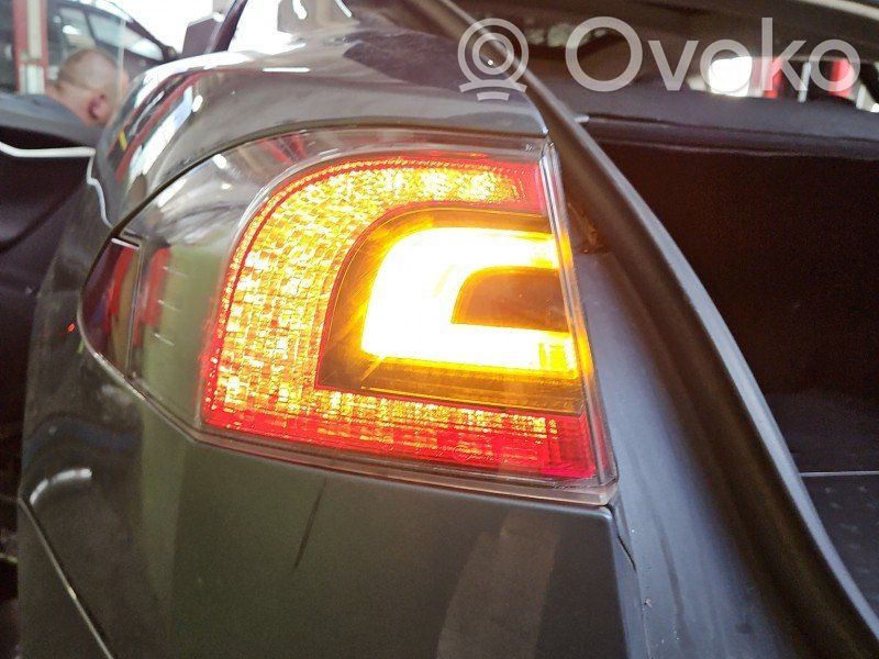 Tesla Model S Rear/tail lights 