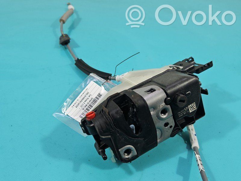 Opel Mokka B Rear door lock 