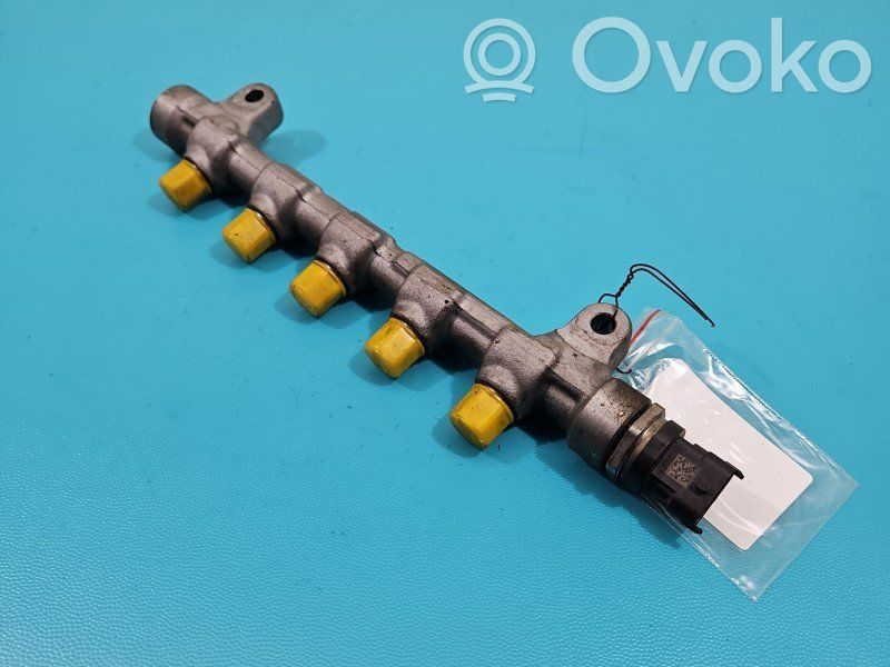 Hyundai i40 Tuyau de conduite principale de carburant 