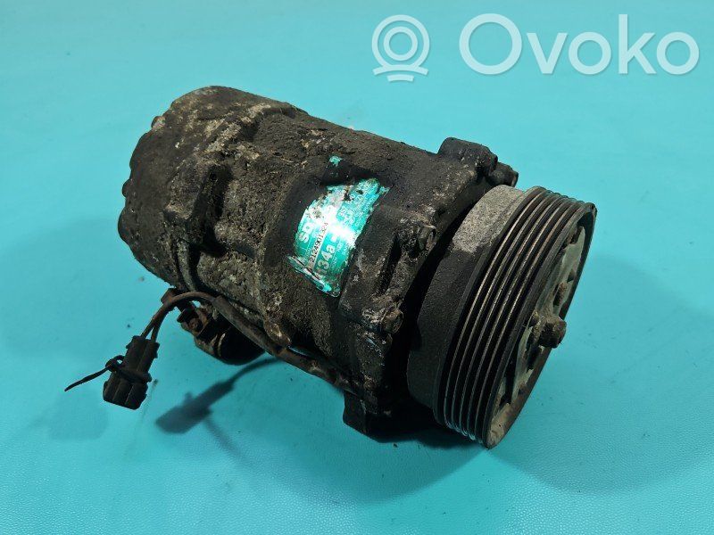 Volkswagen Golf III Compressore aria condizionata (A/C) (pompa)