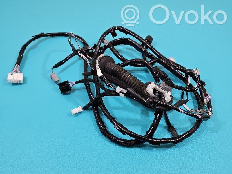 Toyota Auris E180 Arnés de cableado de la puerta trasera/maletero 