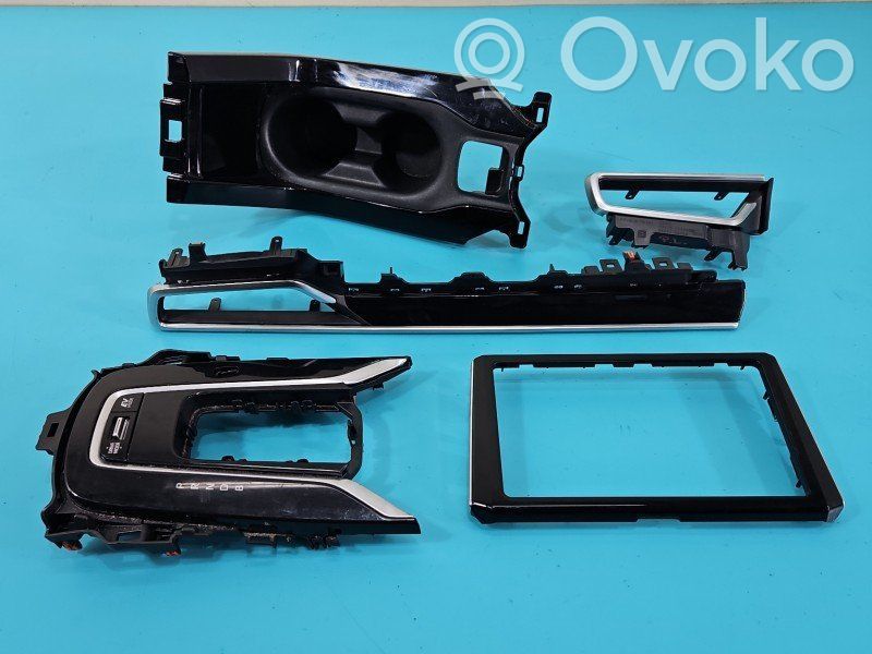 Toyota Corolla E210 E21 Embellecedor de la consola central 