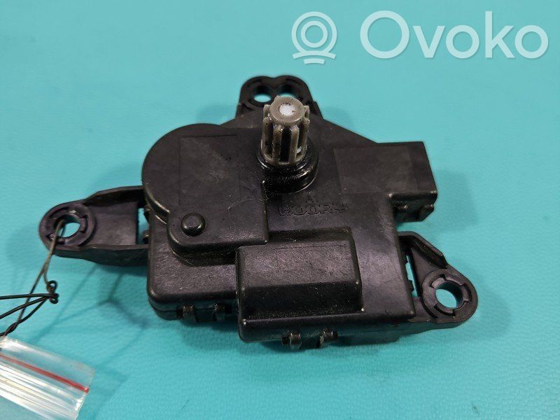 KIA Niro Motor/activador trampilla del aire acondicionado (A/C) 