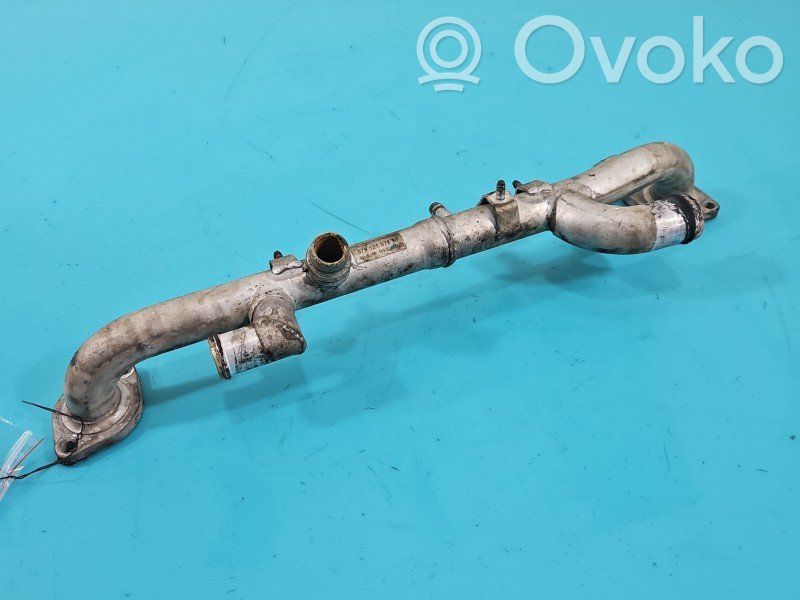 Audi Q7 4L Tubo flessibile del liquido di raffreddamento del motore 