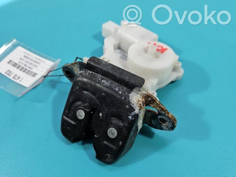 Infiniti Q30 Blocco/chiusura/serratura del portellone posteriore/bagagliaio