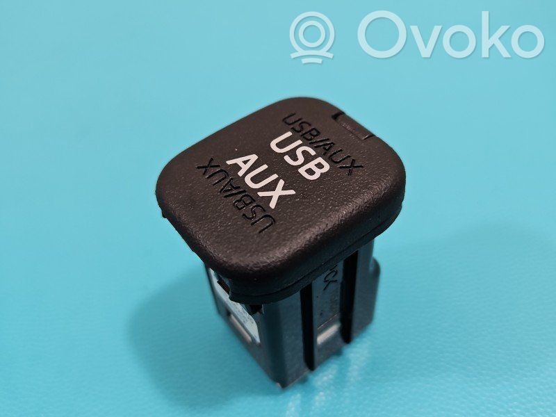 USB jungtis   16700200,IMPRK1472919,KD45669U0