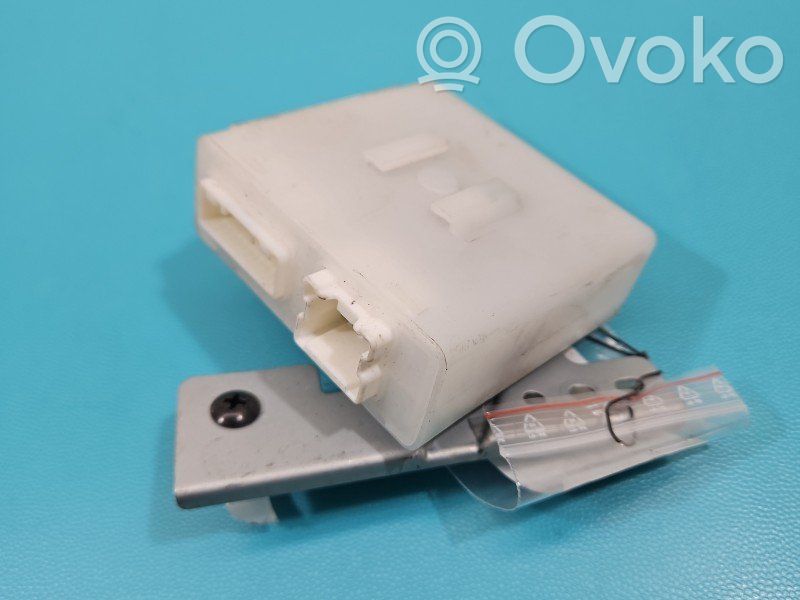 Infiniti Q50 Module de contrôle carrosserie centrale 
