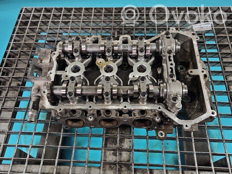 Peugeot 208 I Engine head 