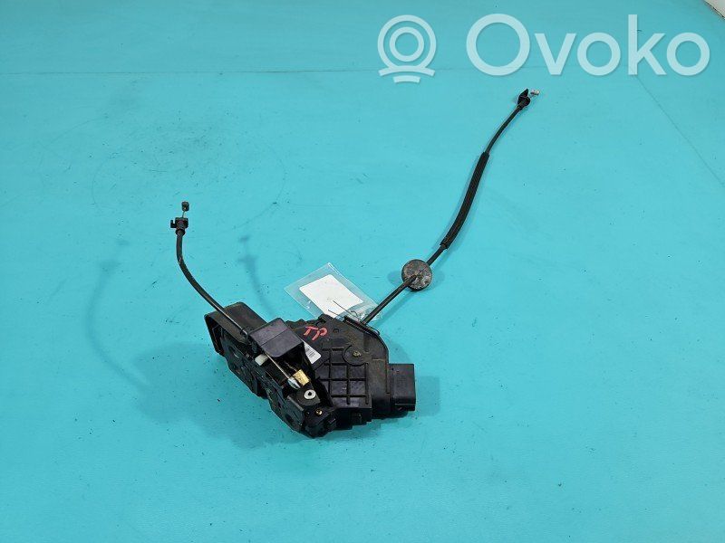 Ford C-MAX I Aizmugurē slēdzene 
