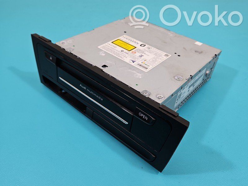 Panel / Radioodtwarzacz CD/DVD/GPS   8R1035746J,IMPRK1486453,8R1035746G