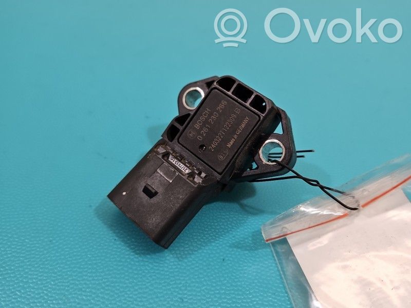 Audi A4 S4 B7 8E 8H Sensore di pressione 
