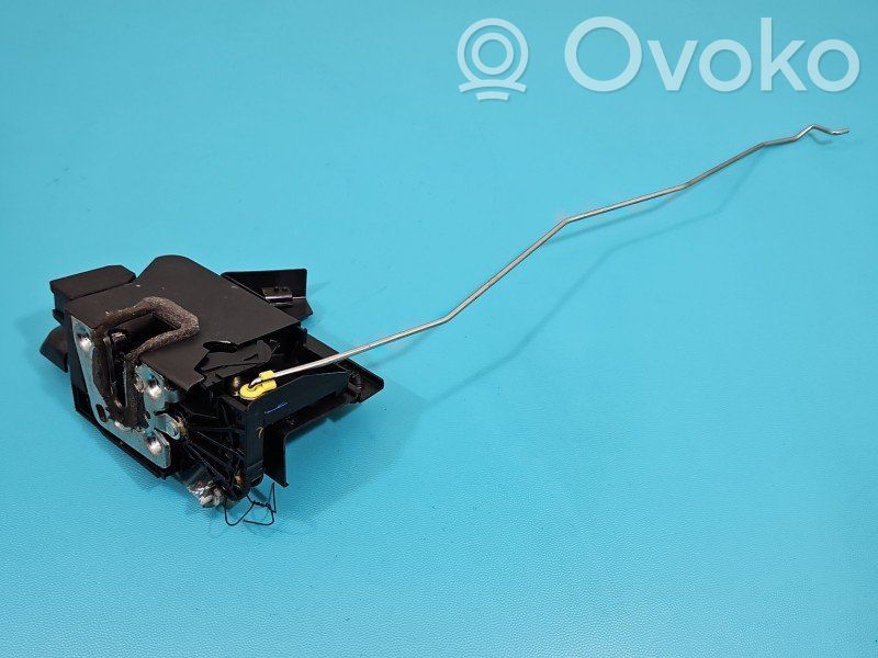 Dacia Sandero III Front door lock 