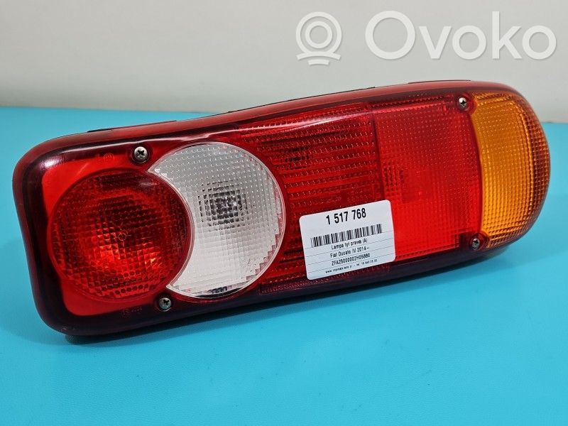 Fiat Ducato Luz trasera/de freno 