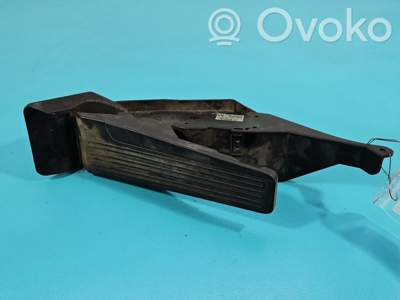 Infiniti QX50 (J50) Pedale dell’acceleratore