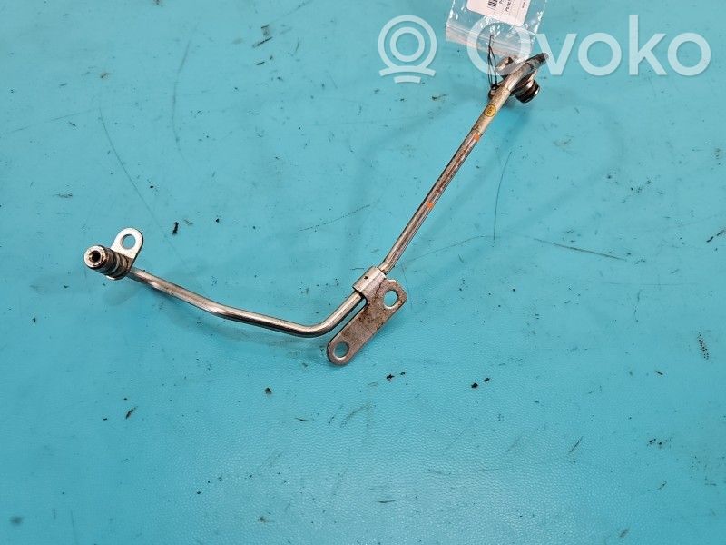 Porsche Panamera (970) Tubo flessibile mandata olio del turbocompressore turbo