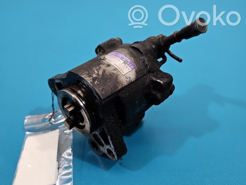 Toyota Avensis T250 Pompă vacuum 