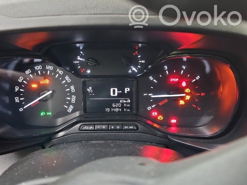 Toyota ProAce City Vitezometru (grup de instrumente) 