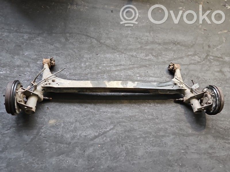 Toyota Corolla E120 E130 Trave dell'asse posteriore 