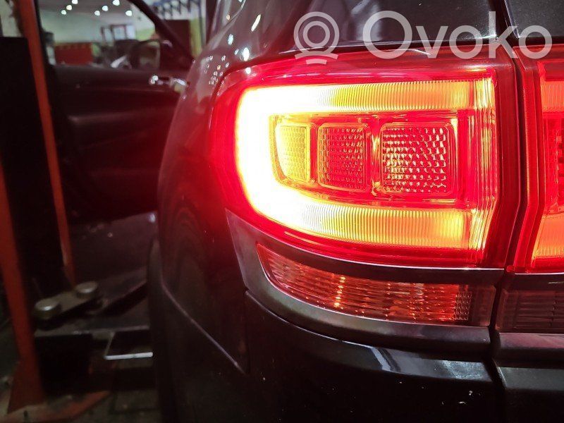 Jeep Grand Cherokee Luci posteriori 