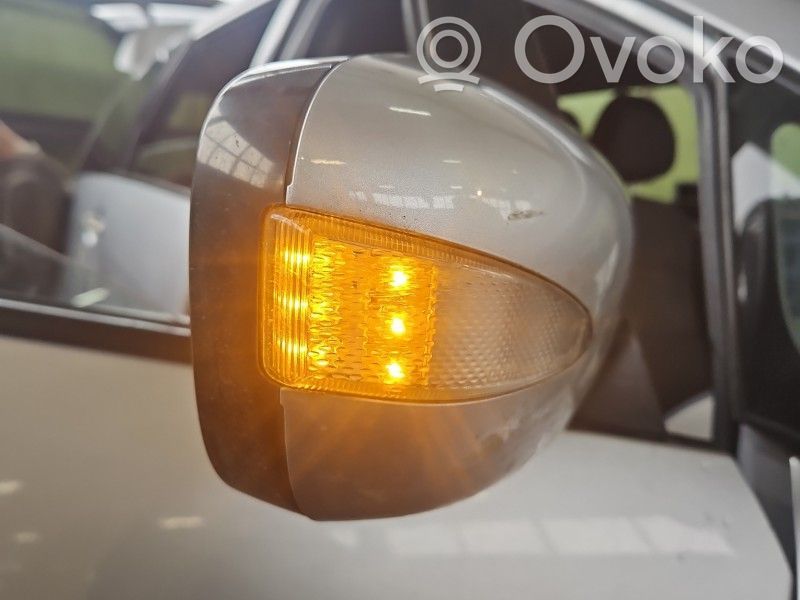 Mitsubishi Grandis Specchietto retrovisore elettrico portiera anteriore 
