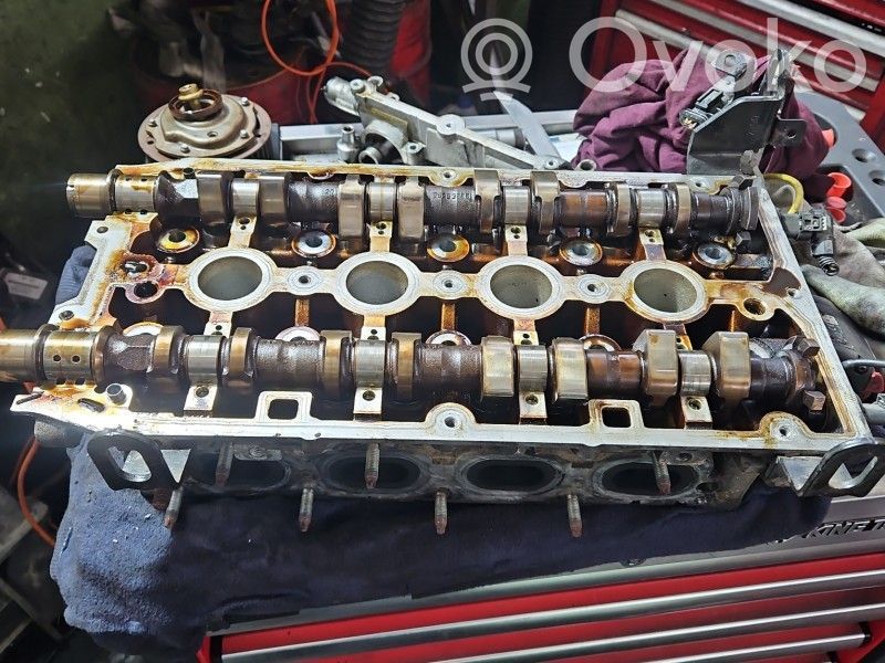 Opel Astra J Engine head 