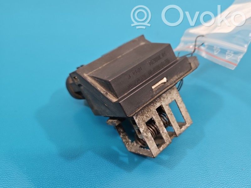 Peugeot 2008 I Coolant fan relay 