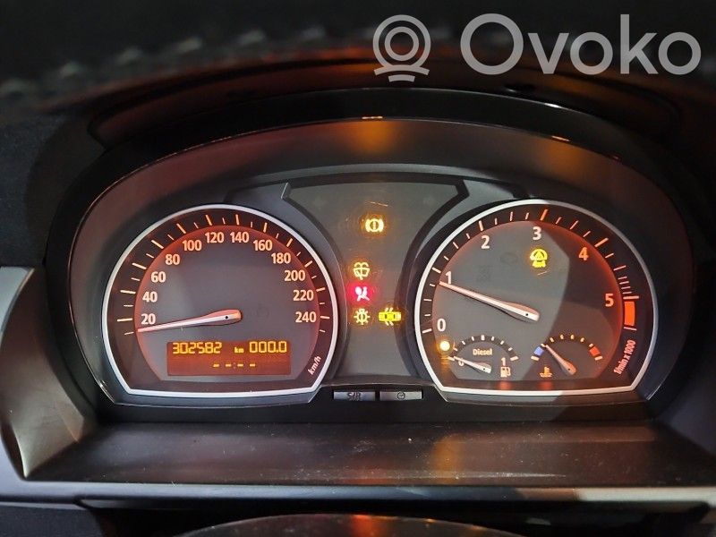 BMW X3 E83 Speedometer (instrument cluster) 
