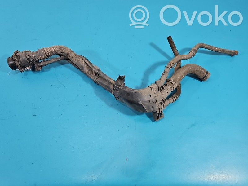 Hyundai i30 Tubo e bocchettone per riempimento serbatoio del carburante