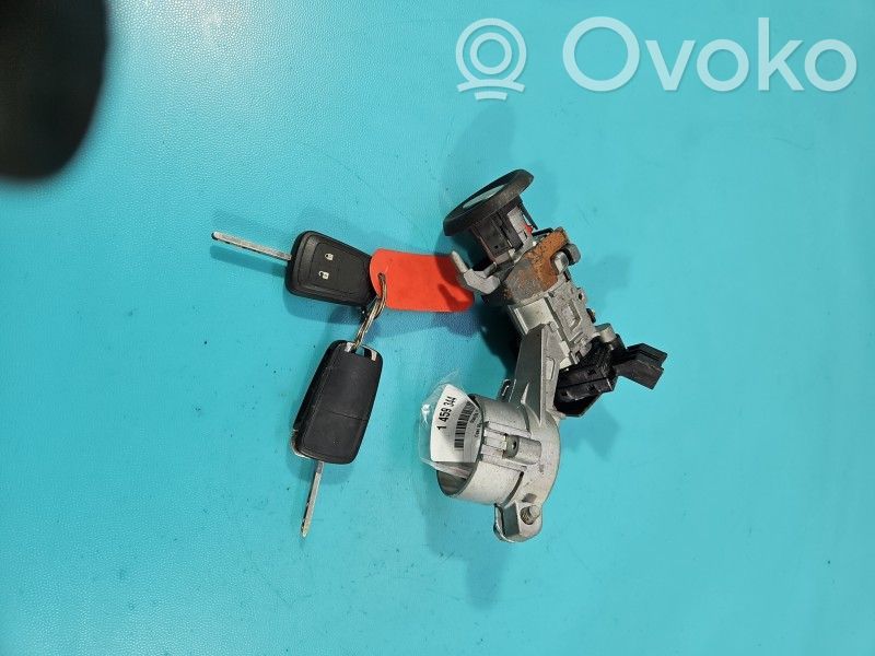 Opel Meriva B Užvedimo spynelė 