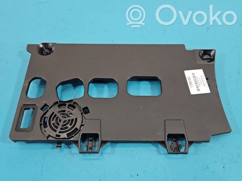 Center console   2587829X,IMPRK1570972