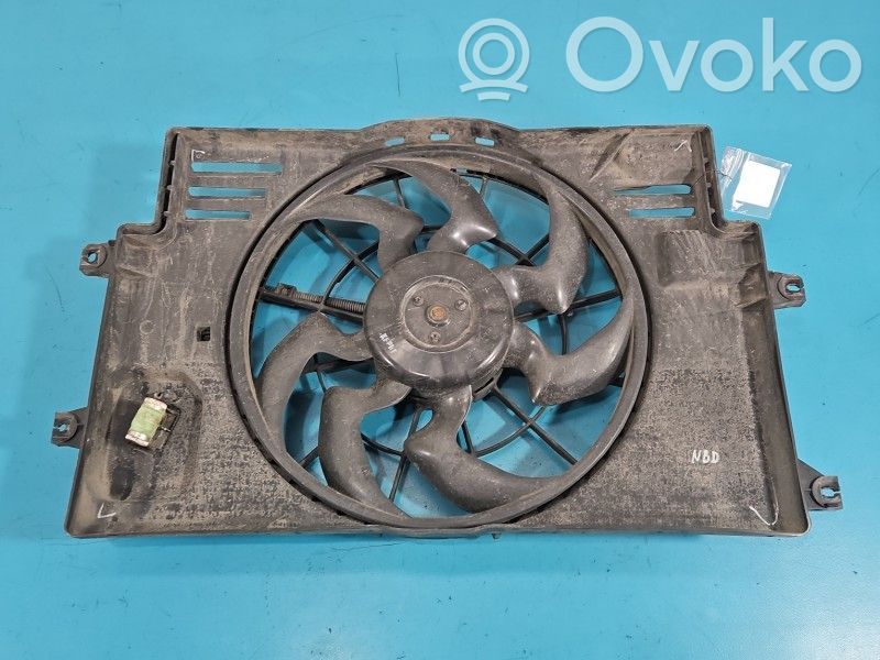 Hyundai i30 Ventilatoru komplekts 